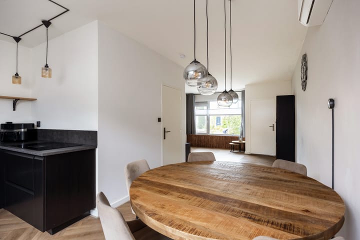 Tussenwoning te koop: kloosterstraat 25, Ten Boer