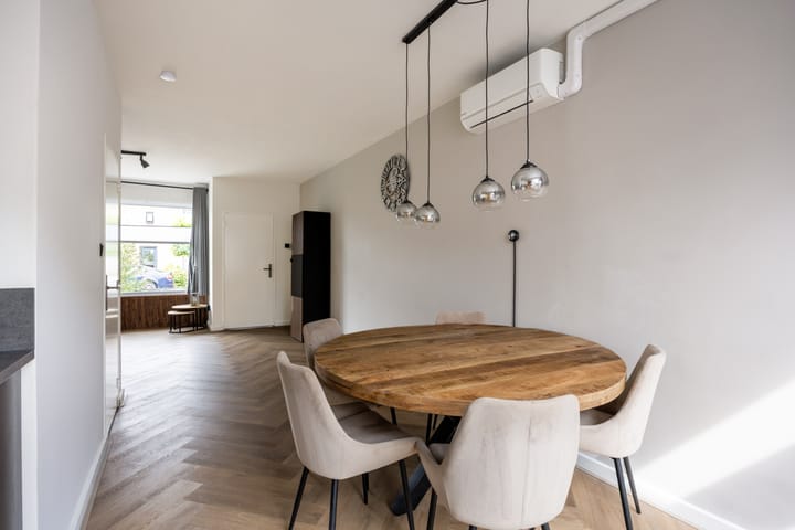 Tussenwoning te koop: kloosterstraat 25, Ten Boer