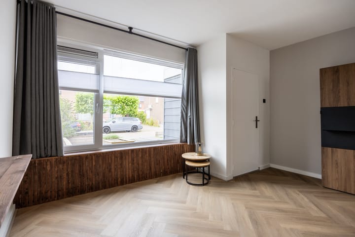 Tussenwoning te koop: kloosterstraat 25, Ten Boer