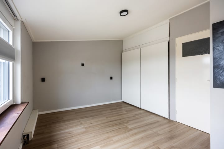 Tussenwoning te koop: kloosterstraat 25, Ten Boer