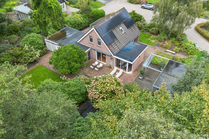 Foto 2 van Tjariet 34