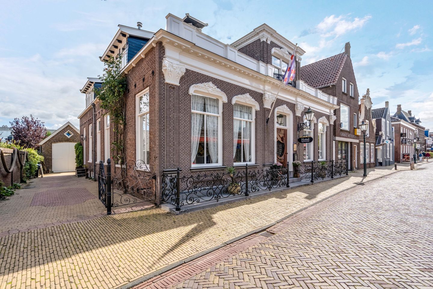 Foto 1 van Nieuwburen 30