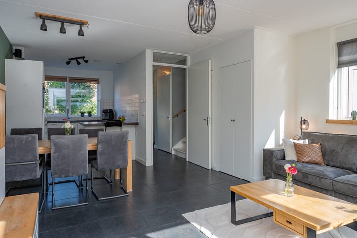 Hoekwoning te koop: Huisstede 16, Oldebroek