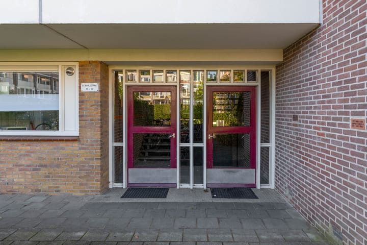 Foto 4 van Van der Waalsstraat 46-I