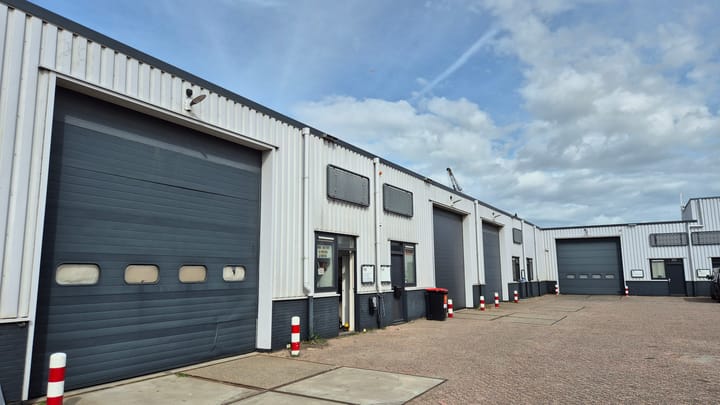 Industrieweg 110, Westknollendam