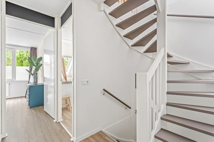 Tussenwoning te koop: Schulpkamp 43, Nijkerk