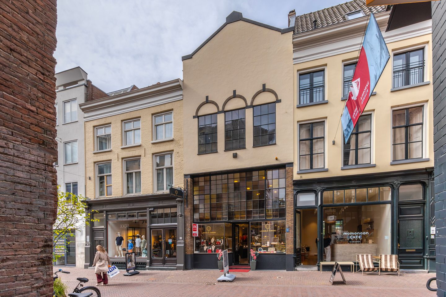 View photo 2 of Bakkerstraat 67