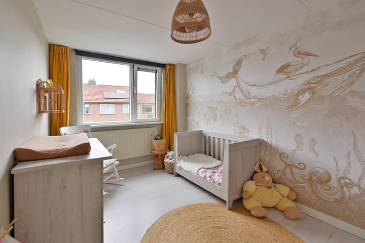 Tussenwoning te koop: Jonneveen 8, Eemnes