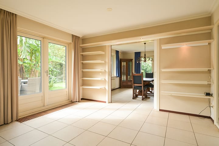 Vrijstaande woning te koop: Van Calcarlaan 33, Wassenaar
