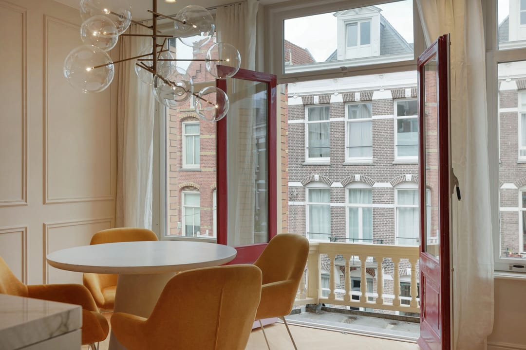 Photo 13 of Eerste Helmersstraat 81-C