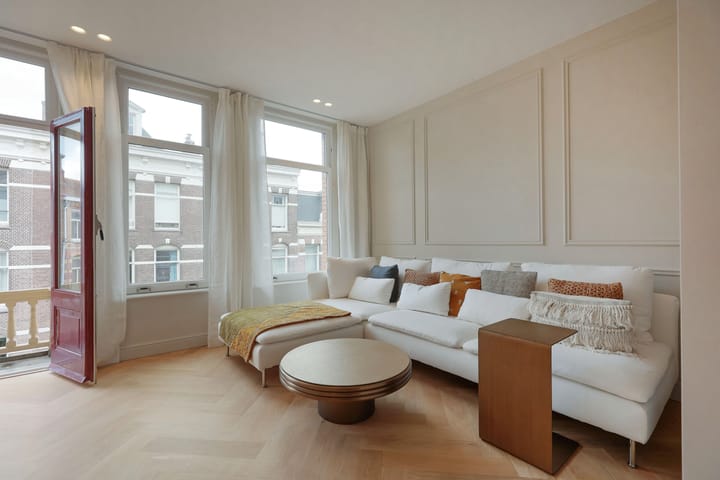 Photo 3 of Eerste Helmersstraat 81-C