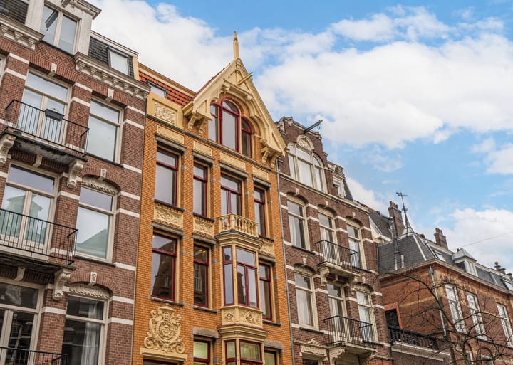 Photo 2 of Eerste Helmersstraat 81-C