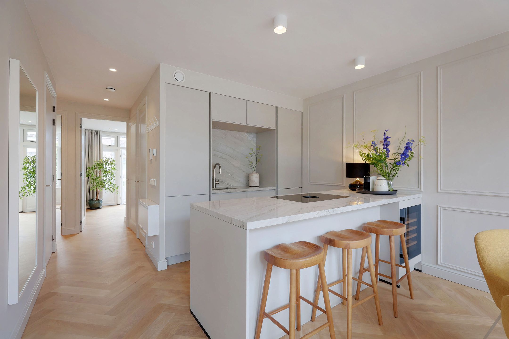 Appartement Eerste Helmersstraat 81-C — foto 1