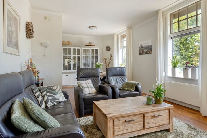 Twee-onder-één-kap te koop: Nachtegaalstraat 9, Winterswijk