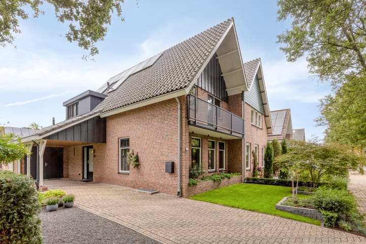 Hoekwoning te koop: Pastoor Scheepersstraat 15, Vragender