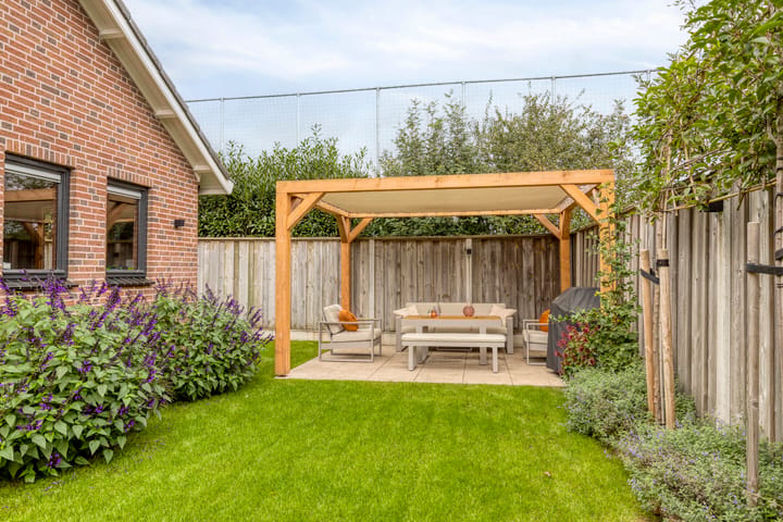 Hoekwoning te koop: Pastoor Scheepersstraat 15, Vragender