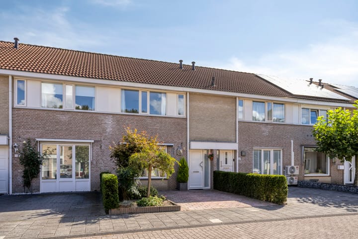 Tussenwoning te koop: Deldenstraat 8, Tilburg