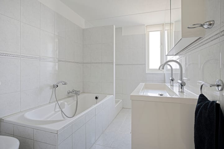 Tussenwoning te koop: Deldenstraat 8, Tilburg