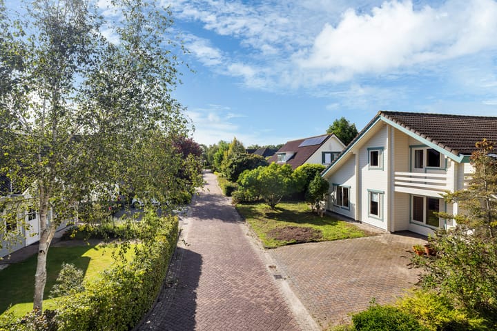 Vrijstaande woning te koop: Stoppelmaad 24, Oosterwolde (Fr)