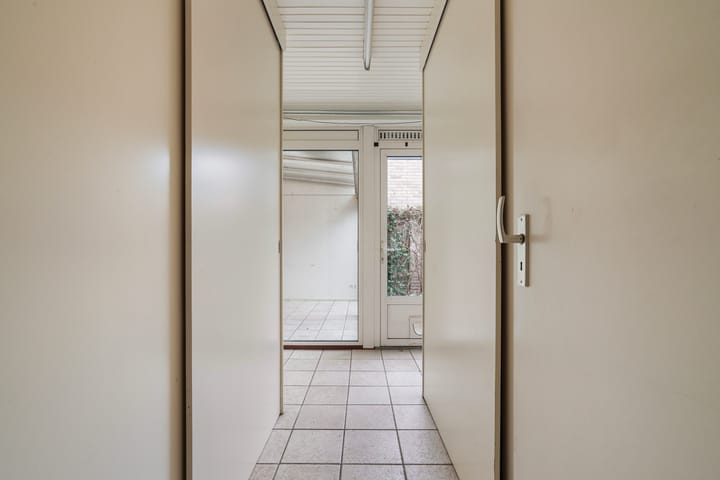 Tussenwoning te koop: Jan van Eijckstraat 11, Oisterwijk