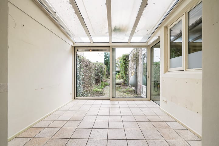 Tussenwoning te koop: Jan van Eijckstraat 11, Oisterwijk