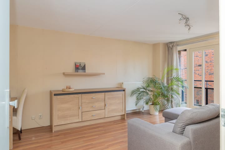 Appartement te koop: Siciliano 165, Nieuw-Vennep