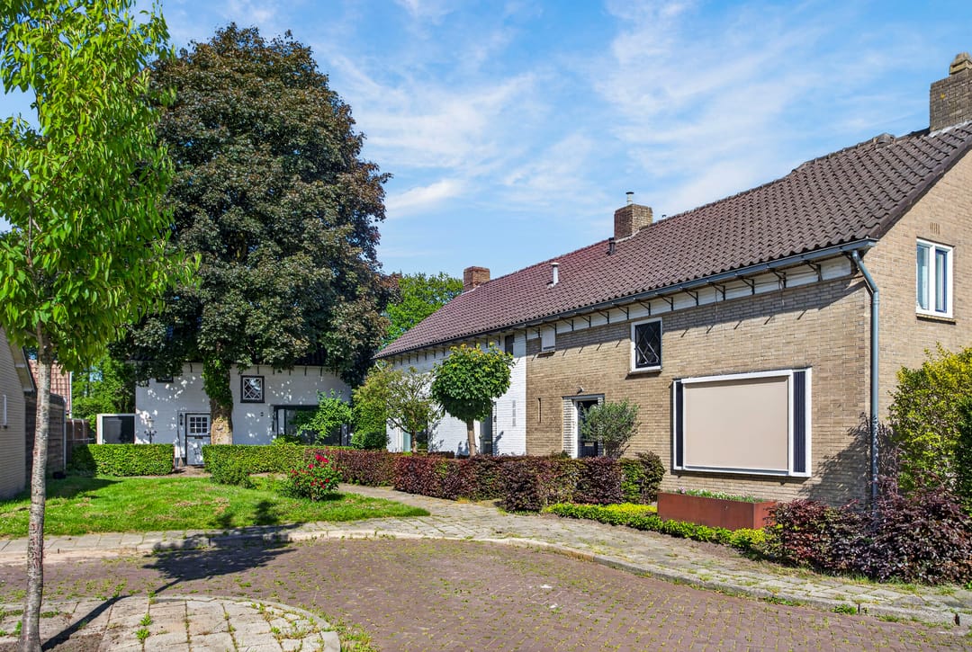 Photo 52 of Tapuitstraat 14