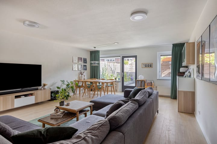 Tussenwoning te koop: Kristalwater 116, Houten