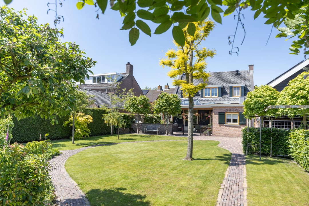 Photo 46 of Onze Lieve Vrouwestraat 120