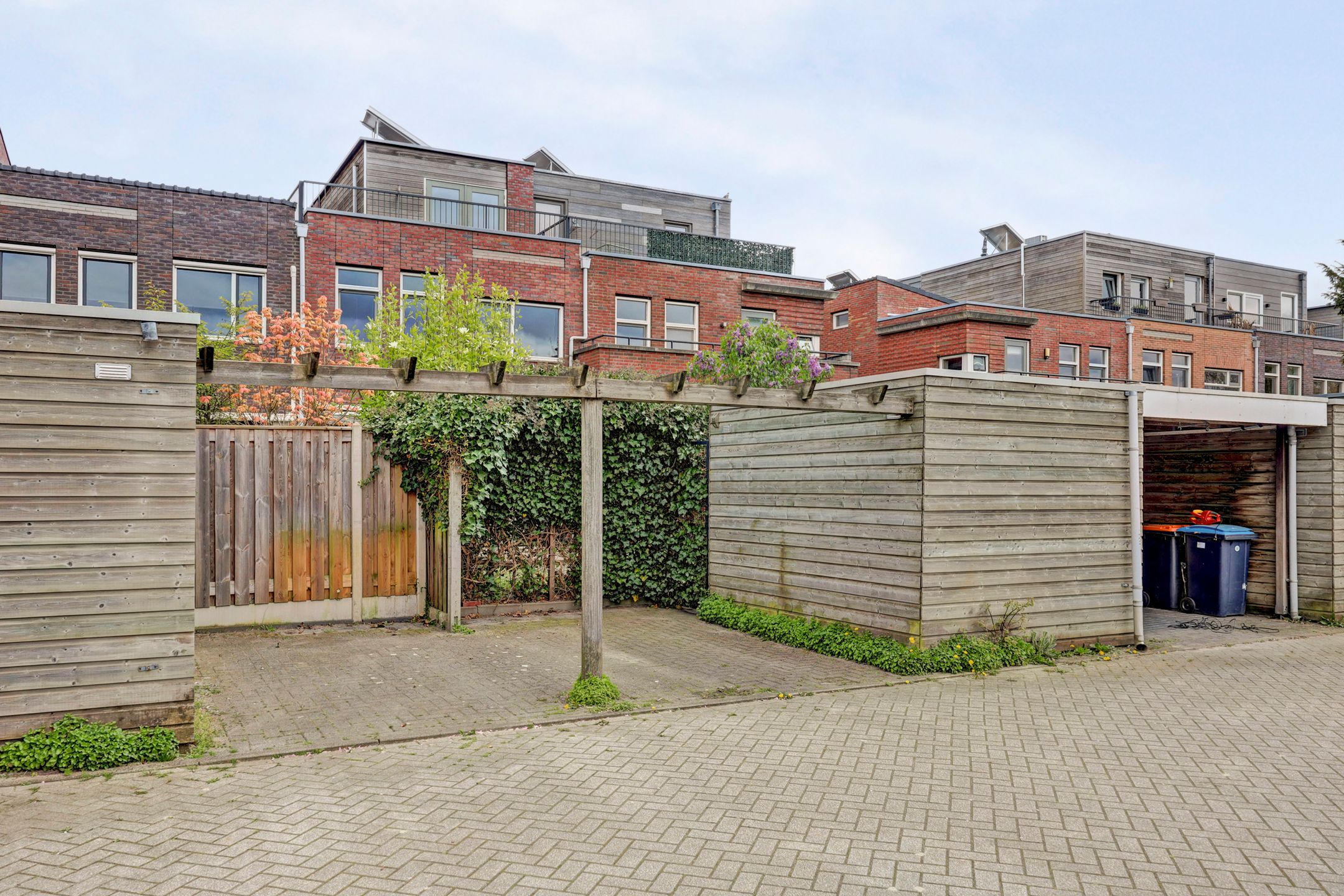 Photo 39 of Nassaustraat 29