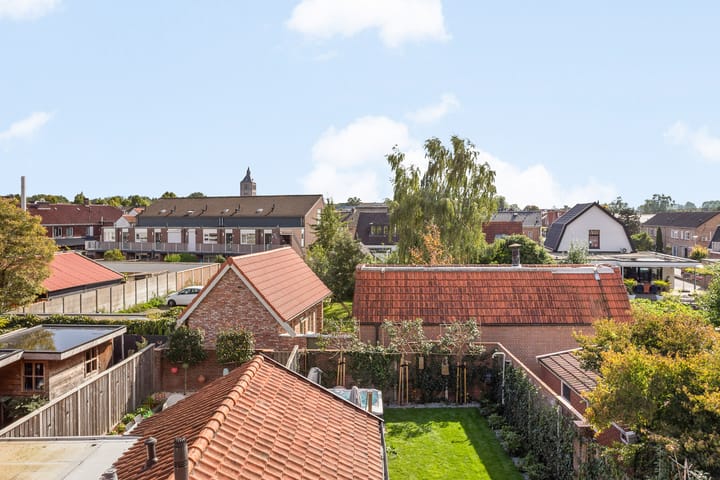 Hoekwoning te koop: Dr. Kuijperstraat 15, Oldenzaal
