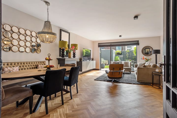 Hoekwoning te koop: Willem Hanegraaflaan 11, 'S-Gravenhage