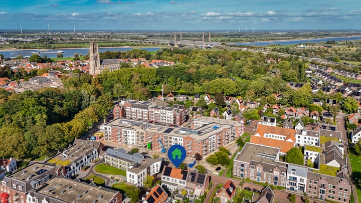 Tussenwoning te koop: J van Oldenbarneveldtstr 34, Zaltbommel