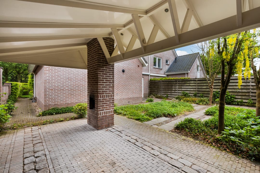 Photo 11 of Sperwerstraat 3
