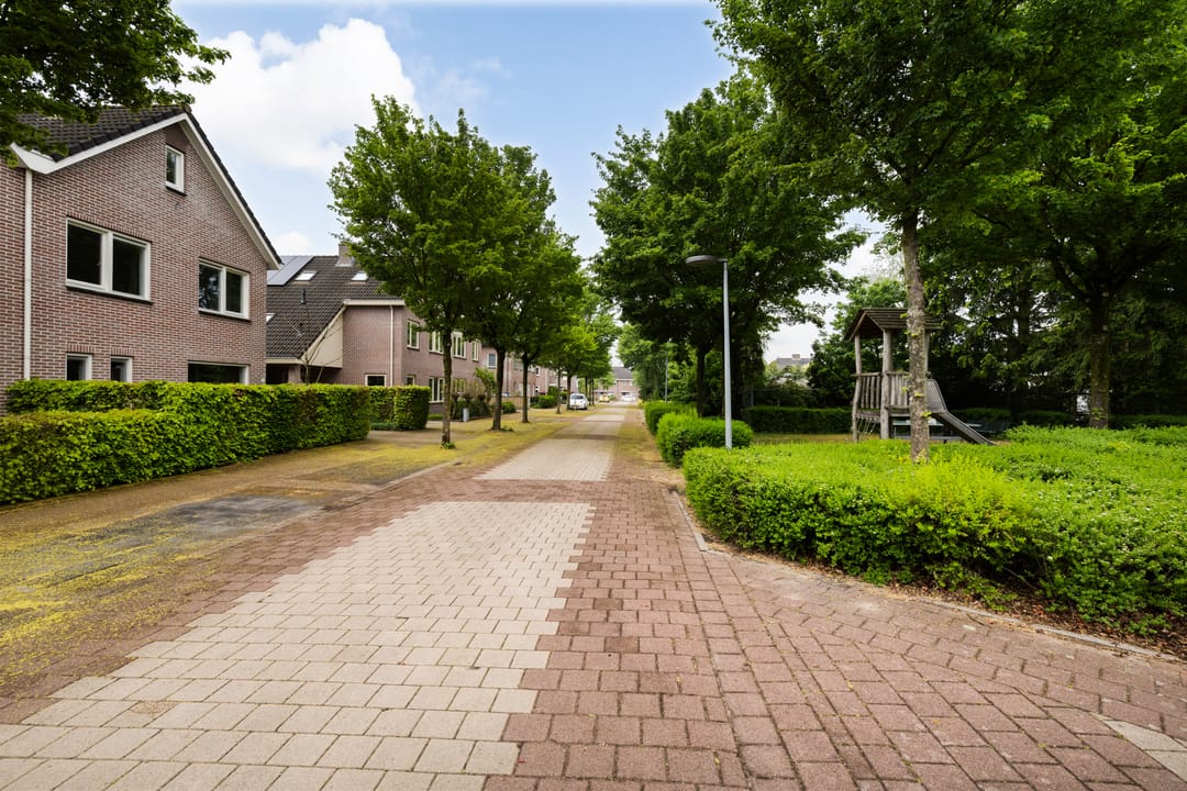 Photo 2 of Sperwerstraat 3