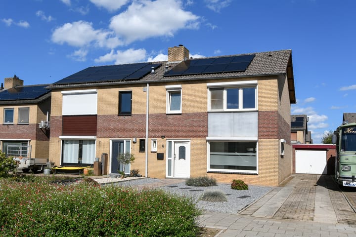 Twee-onder-één-kap te koop: Schepelstraat 6, Sint Odiliënberg