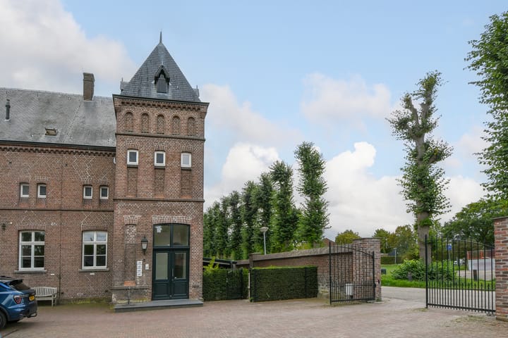 Appartement te koop: Schoolweg 146B, Venlo
