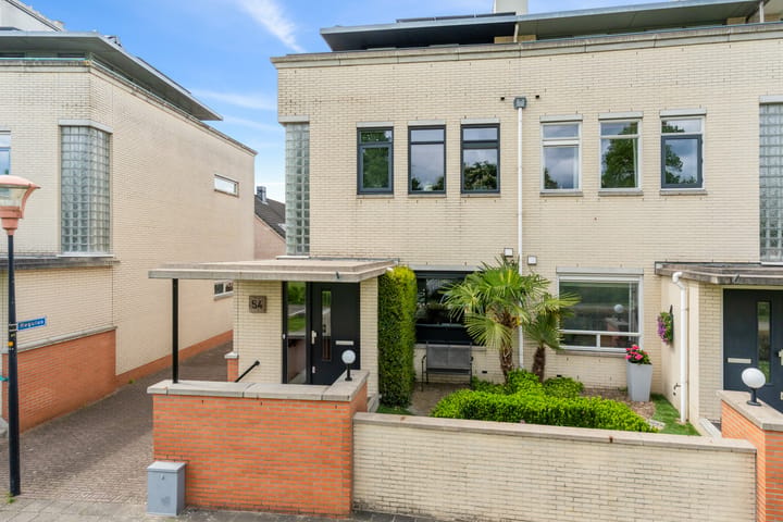 Hoekwoning te koop: Zonnehof 54, Waddinxveen