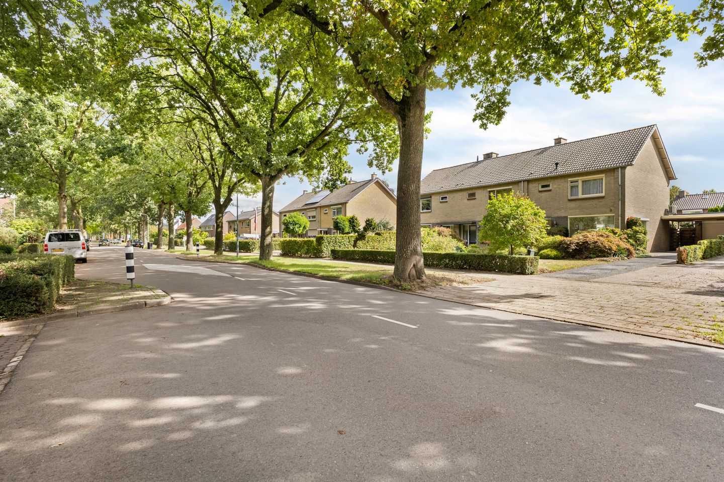 Photo 5 of Burgemeester van Dorth tot Medlerstraat 27-A