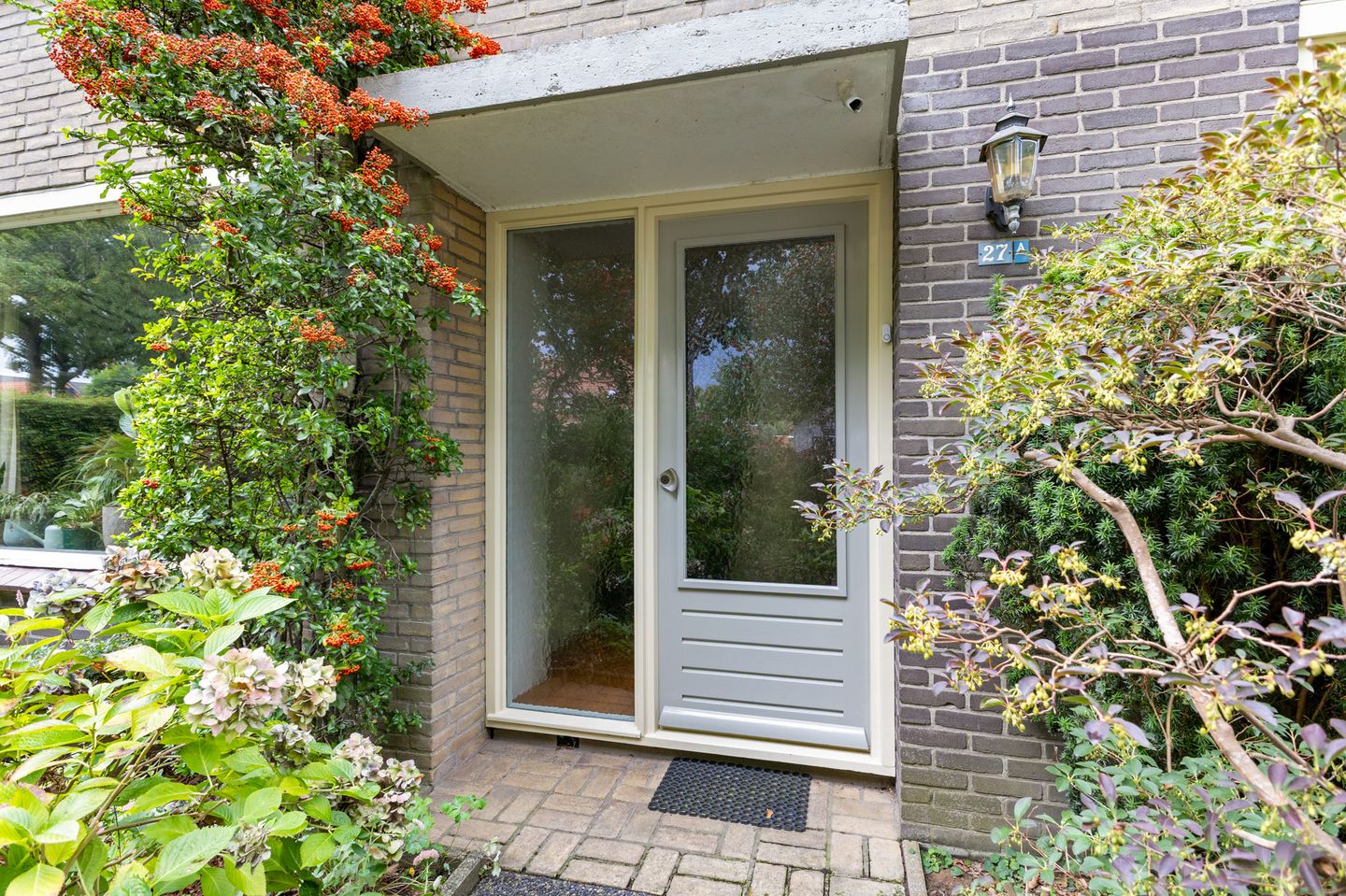Photo 10 of Burgemeester van Dorth tot Medlerstraat 27-A