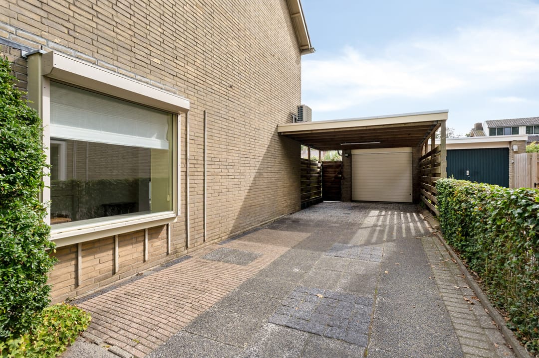 Photo 8 of Burgemeester van Dorth tot Medlerstraat 27-A