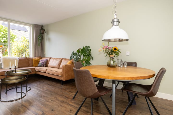Tussenwoning te koop: Van der Grondenmarke 34, Zwolle