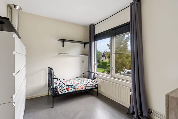 Tussenwoning te koop: Hazelaar 28, Zeewolde