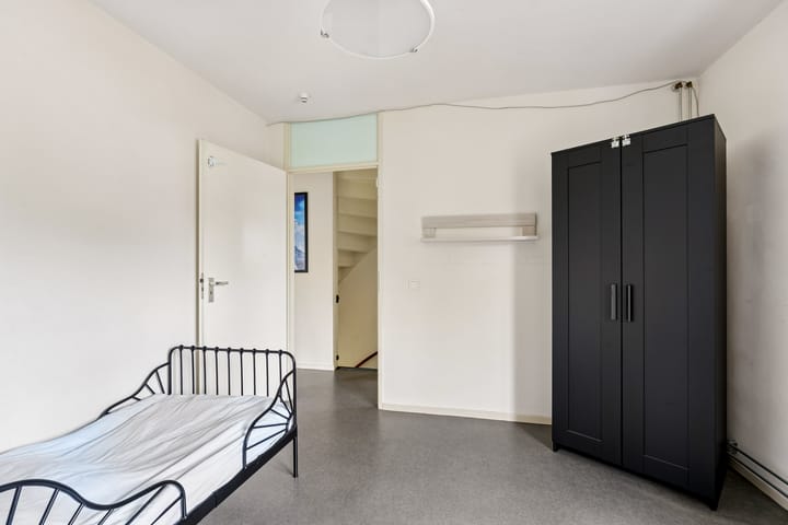 Tussenwoning te koop: Hazelaar 28, Zeewolde