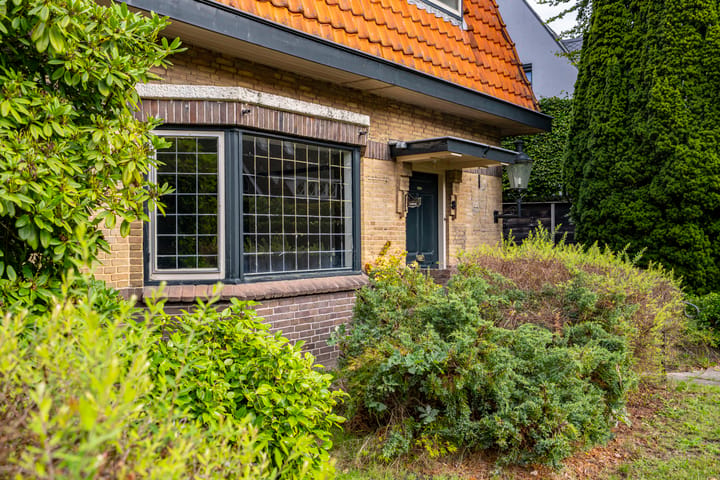 Vrijstaande woning te koop: Vijverlaan 8, Bergen (Nh)