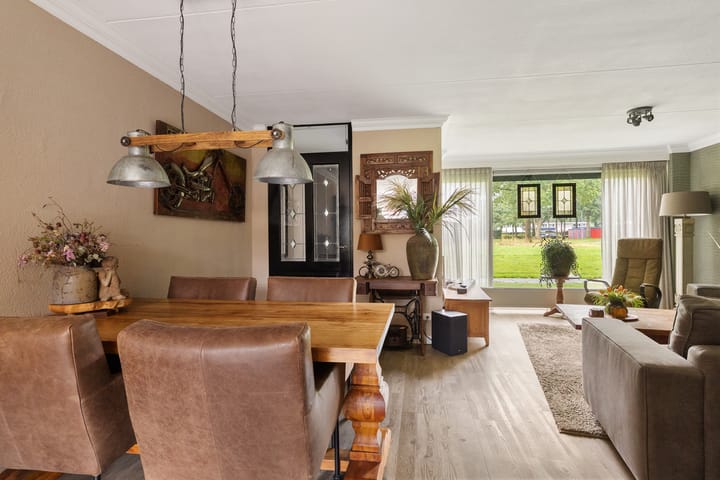 Tussenwoning te koop: Oldenhave 43, Emmen
