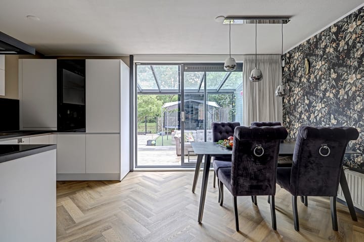 Tussenwoning te koop: Platte Driedijk 63, Hoogvliet Rotterdam
