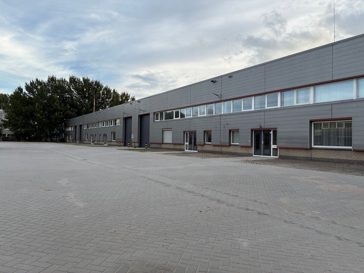 Bekijk foto 4 van Bessemerstraat 1