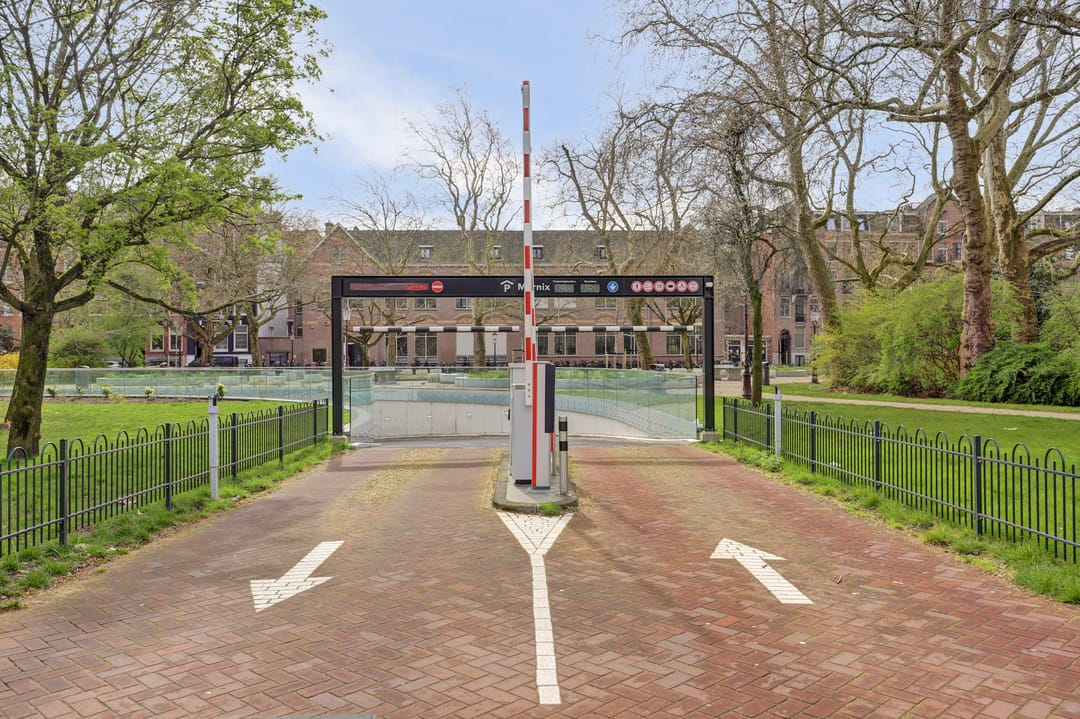Photo 32 of Nassaukade 76-H