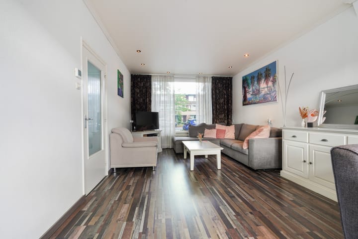 Tussenwoning te koop: Lage Witsiebaan 252, Tilburg